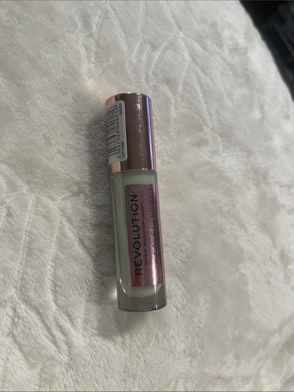 Revolution Green Color Corrector Concealer Stick